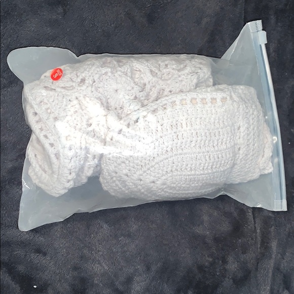 Beautiful Crochet Bikini Never Worn! - Picture 4 of 4